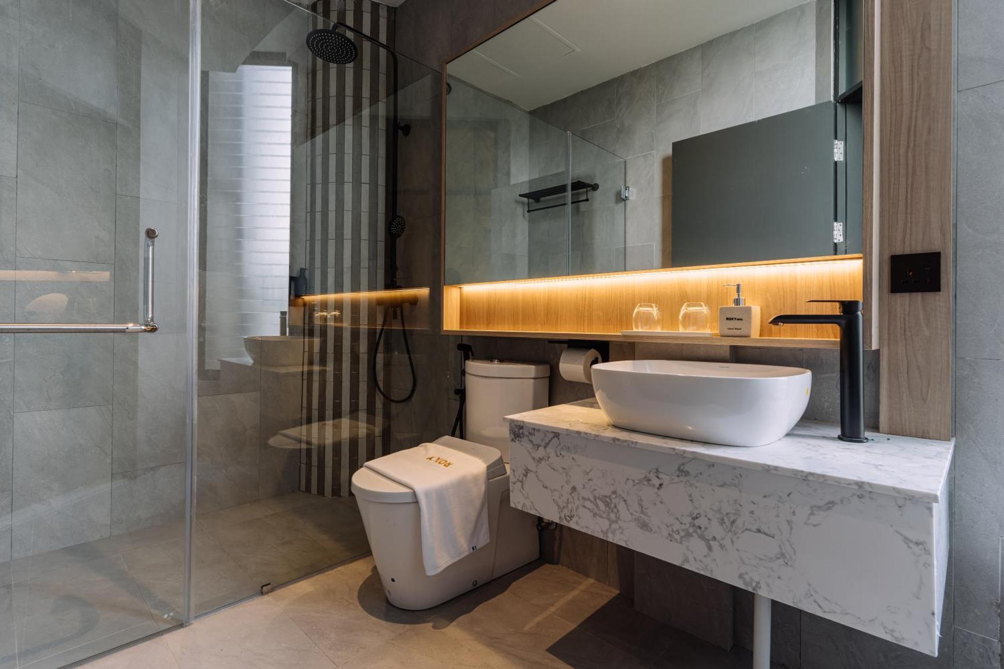 Impiana By Roxy Hotel Kuching Exterior photo