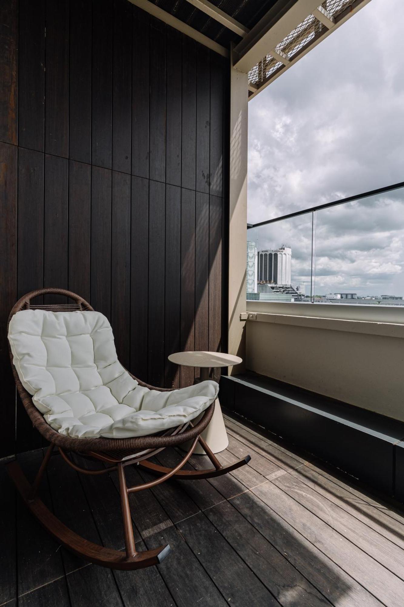 Impiana By Roxy Hotel Kuching Exterior photo